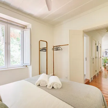 Charming Escape At Sao Jorge Castle Appartement Lisboa