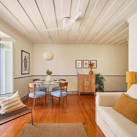 Charming Escape At Sao Jorge Castle Appartement